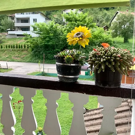 Gerendaház Vip Foca, Foca,