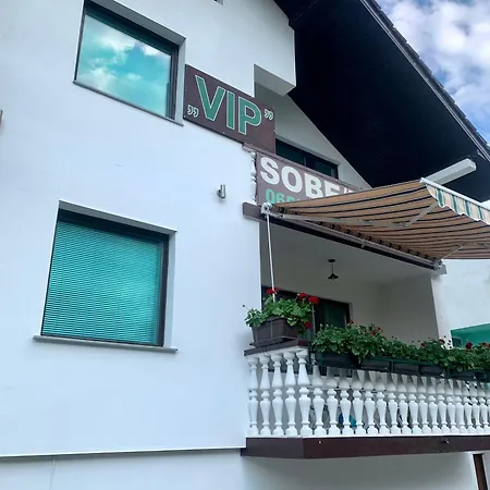 Vip Foca, Foca, *