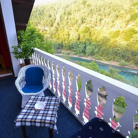 Lodge Vip Foca, Foca, Φότσα