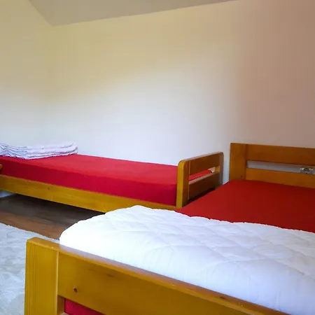 Vip Foca, Foca, Gerendaház Foča