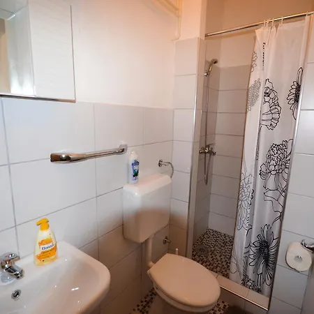 Vip Foca, Foca, Gerendaház *