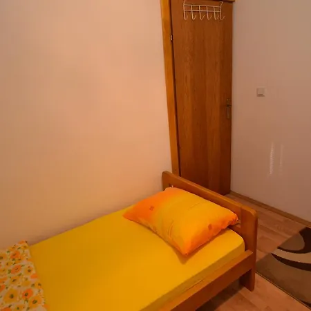 Vip Foca, Foca, Gerendaház *