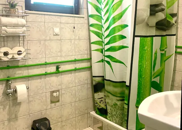 Vip Foca, Foca, Lodge *