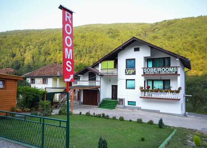 Lodge Vip Foca, Foca,