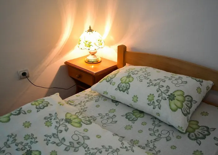 Vip Foca, Foca, Lodge